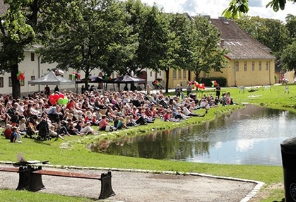 Group of tourists visiting a lake