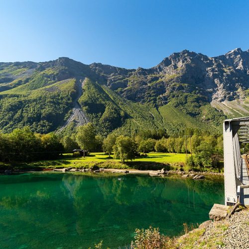 The Golden Train and the Rauma River_Norwegian Travel